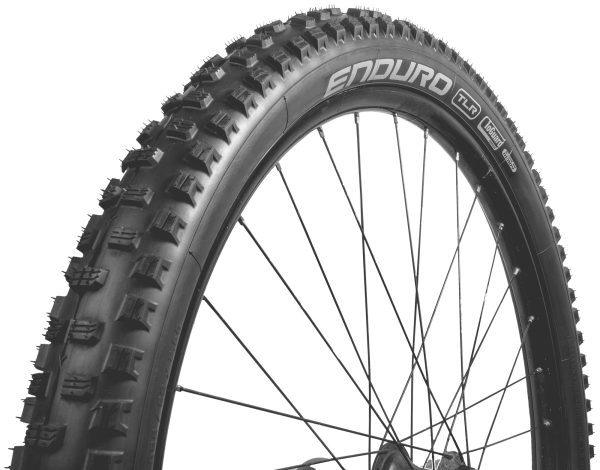 צמיג לאופני אינדורו Wolfpack ENDURO